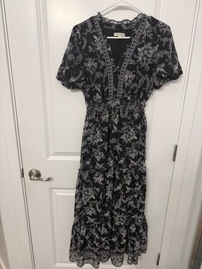 Max Studio Black Floral V-Neck Smocked Maxi Dress